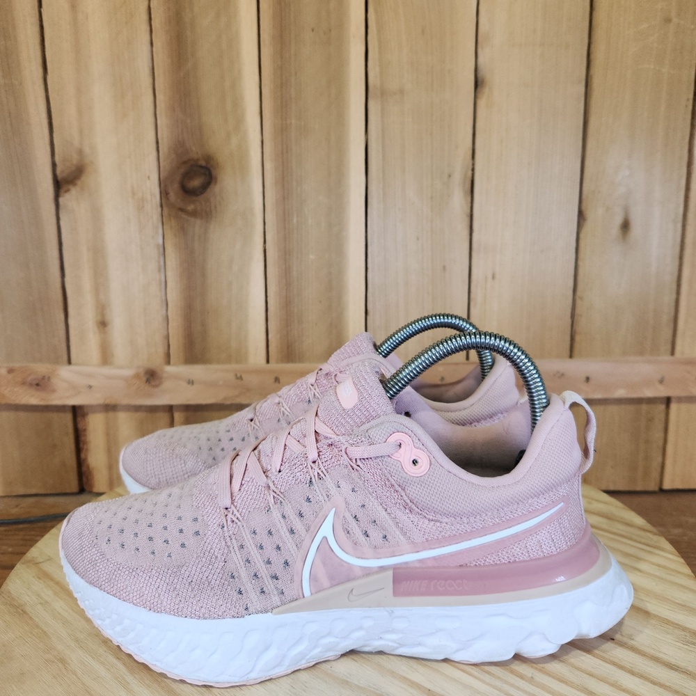 Nike React Infinity Run Flyknit 2 Shoes Womens 7.5 Pink Knit Sneakers CT2423-600